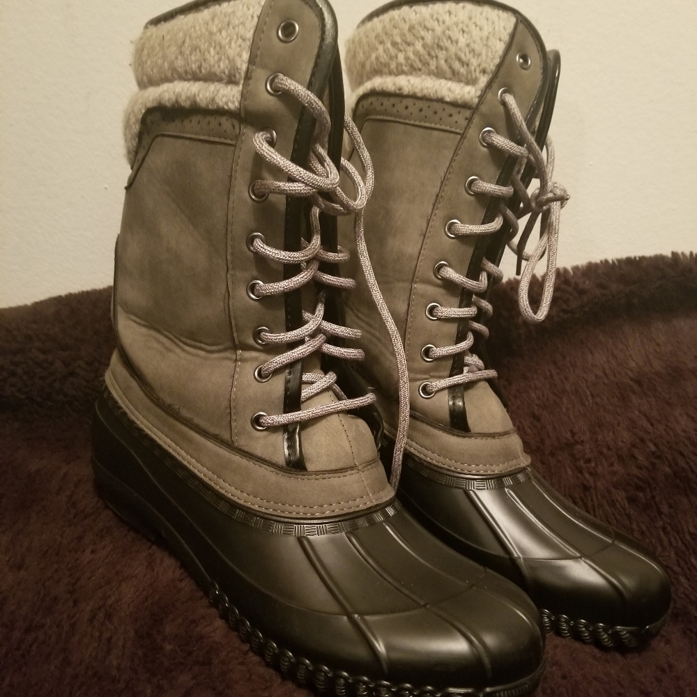 Snow Boots